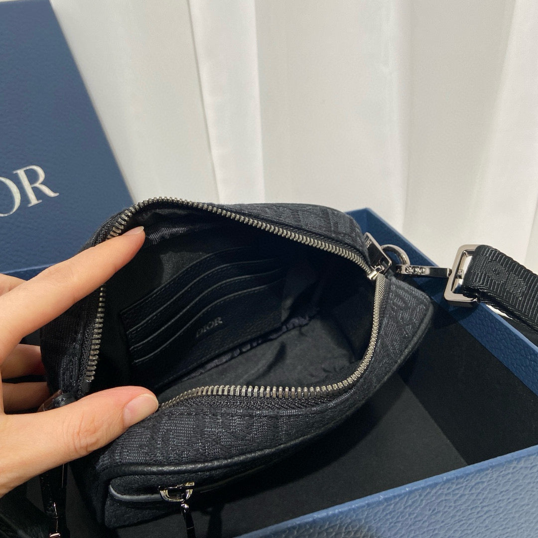 Christian Dior Side bag