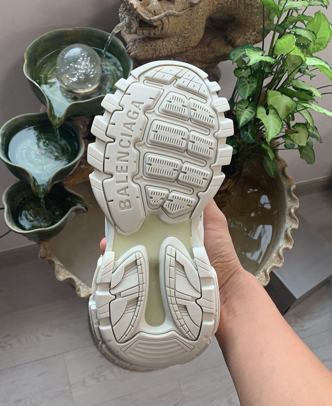 Balenciaga Track (Led)