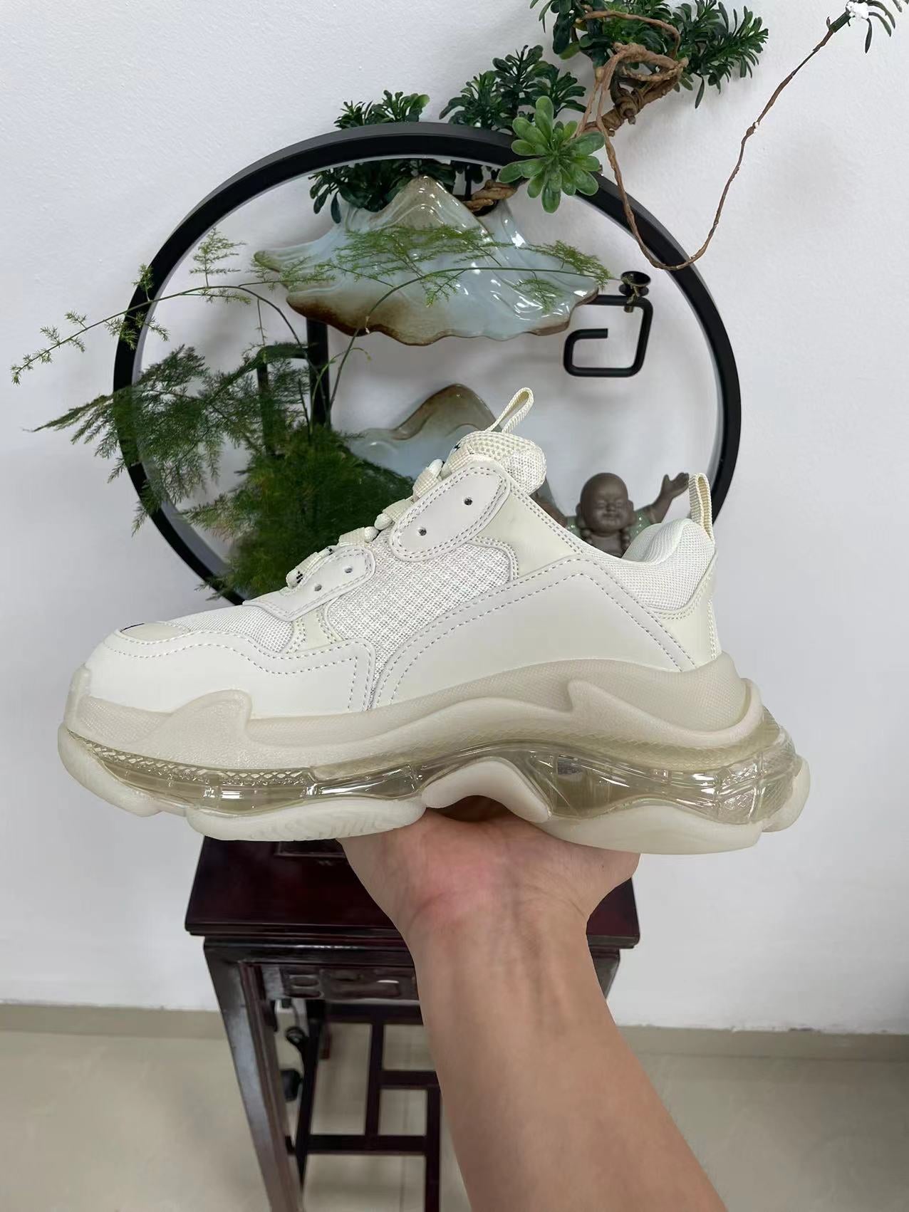 Balenciaga Triple s