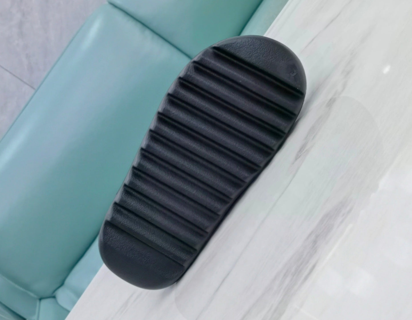 Yezzy Slides