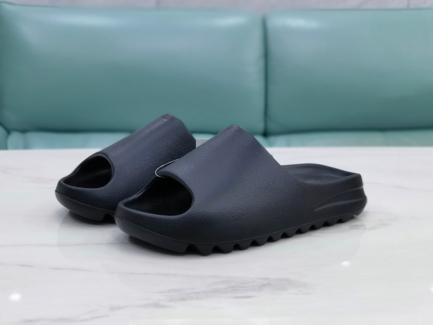 Yezzy Slides