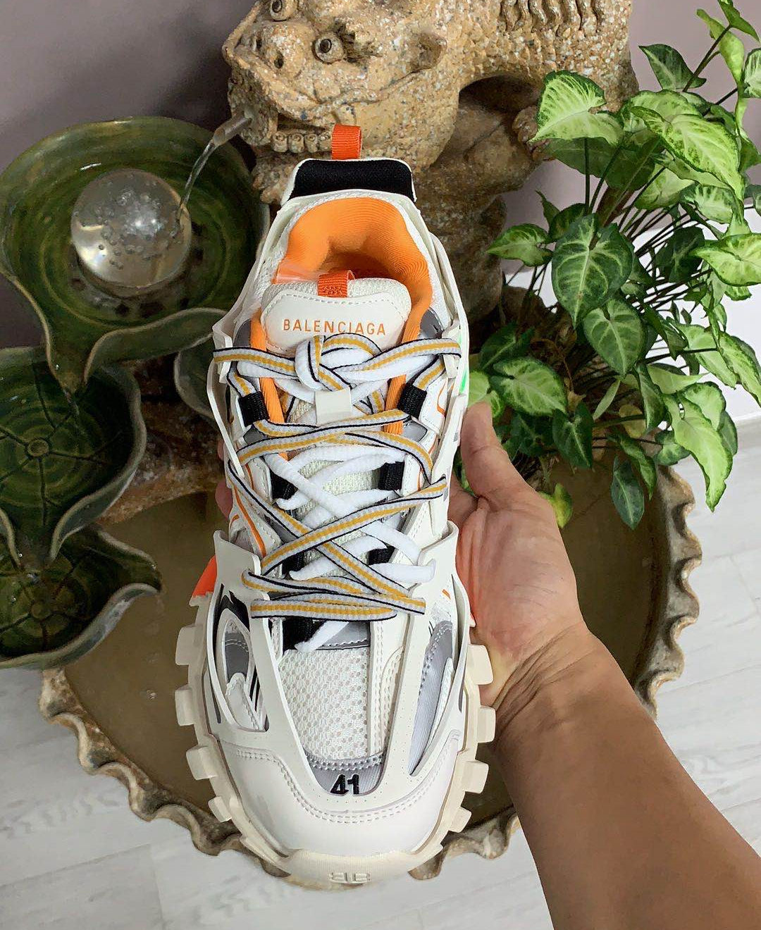 Balenciaga Track (Led)