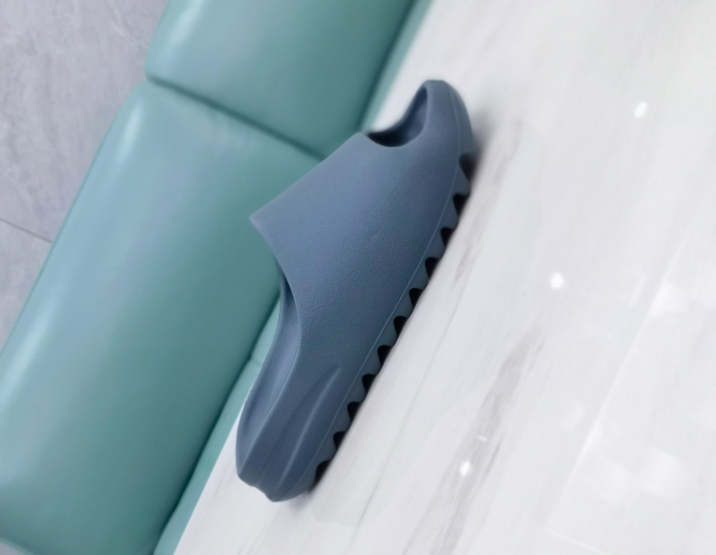 Yezzy Slides