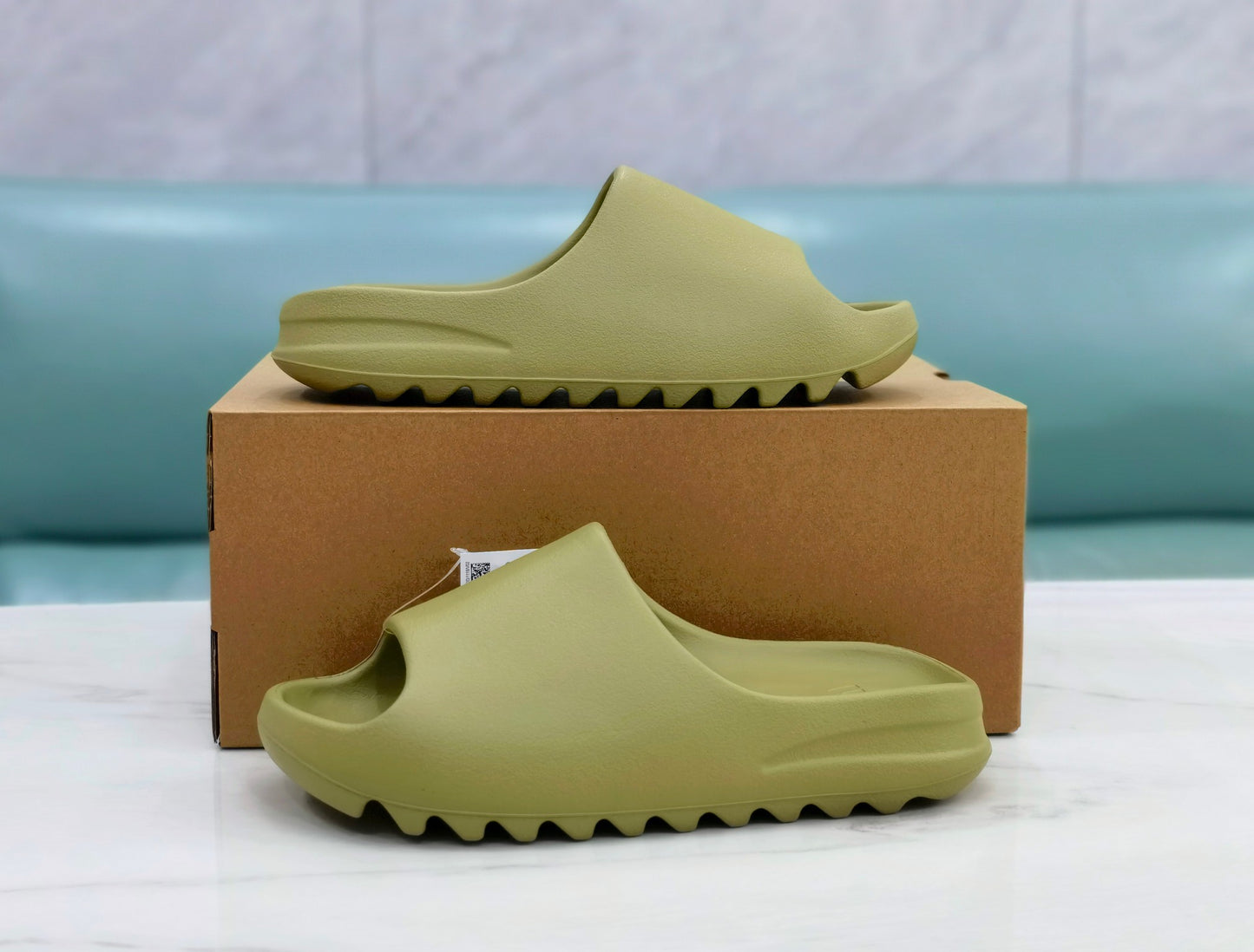 Yezzy Slides
