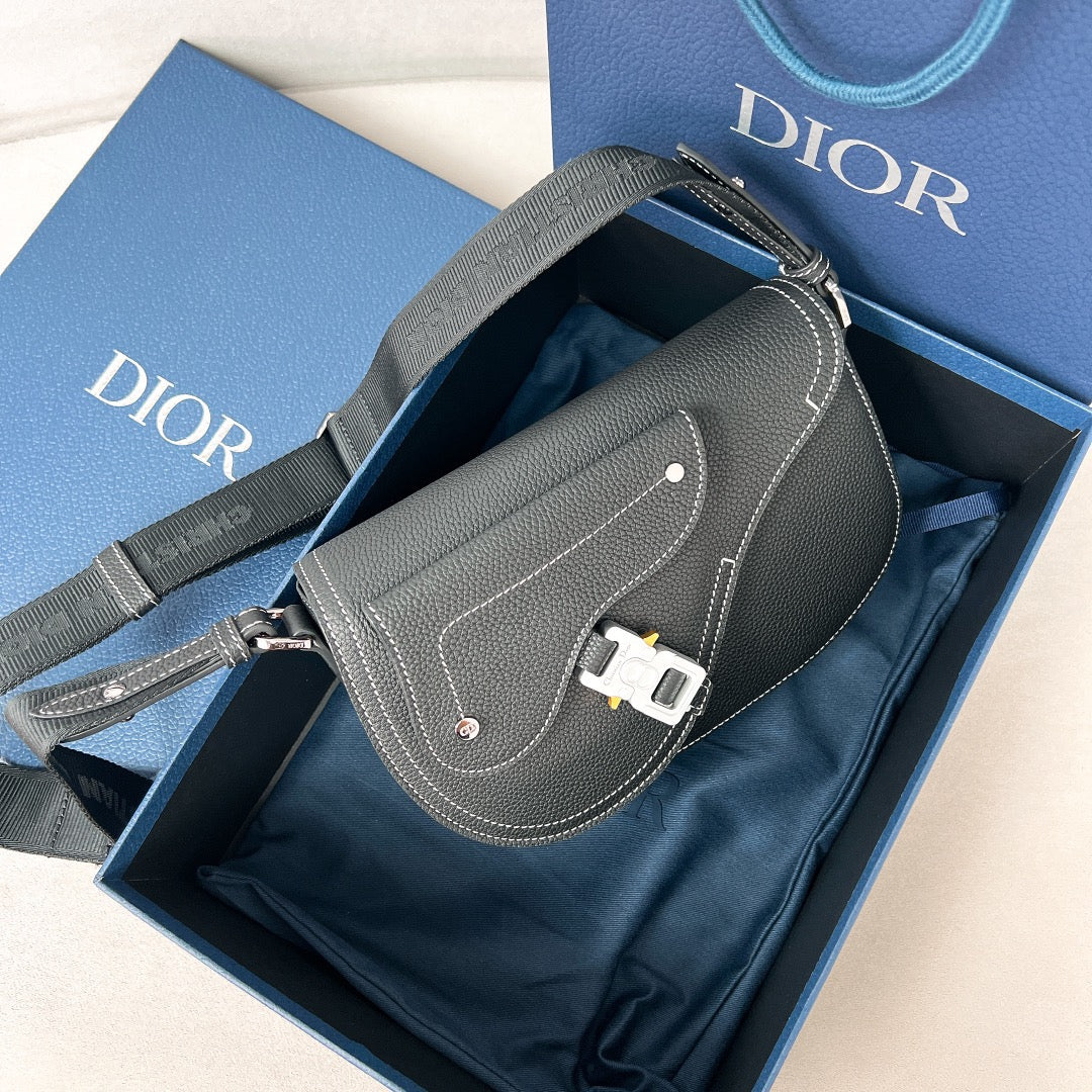 Christian Dior Side bag