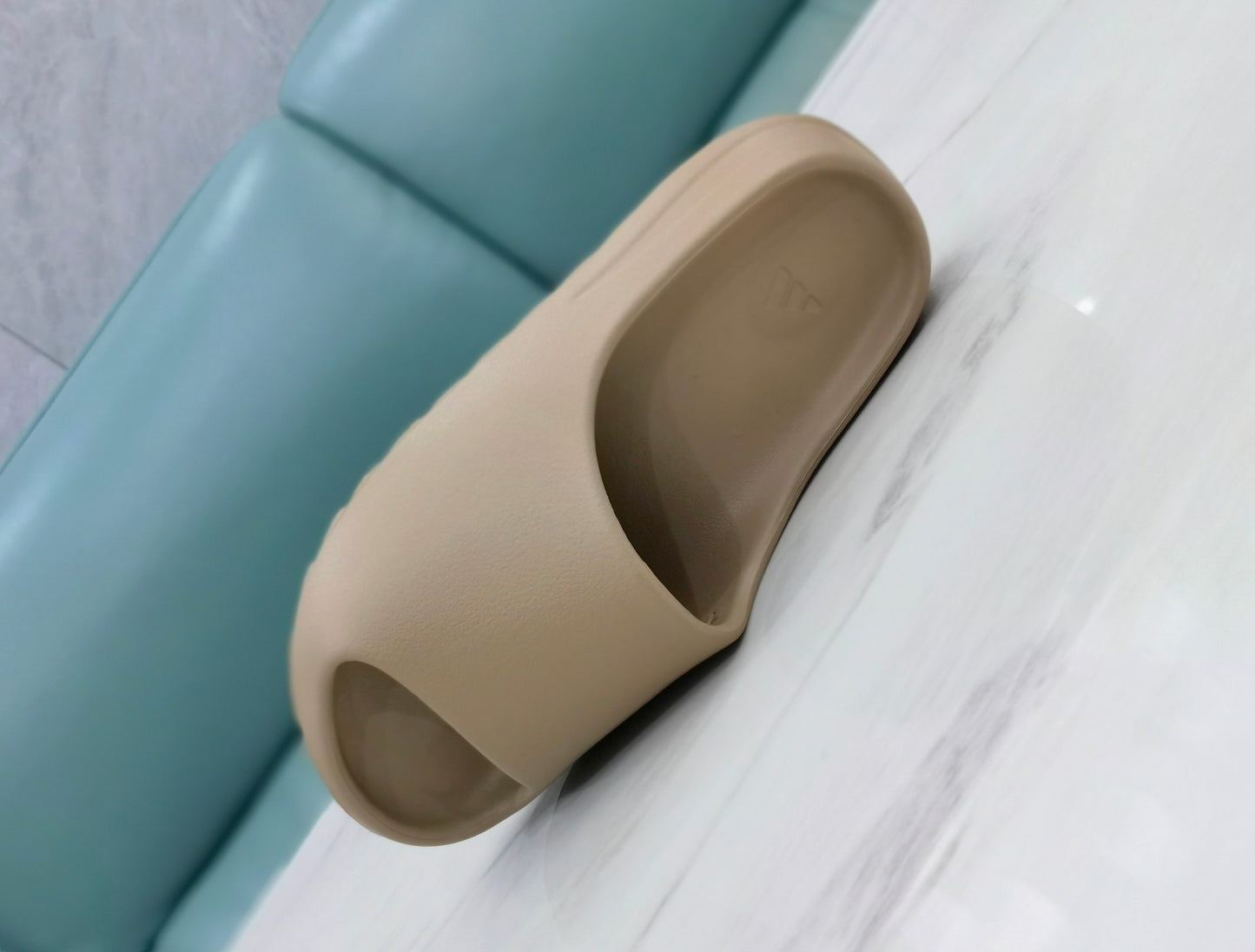 Yezzy Slides