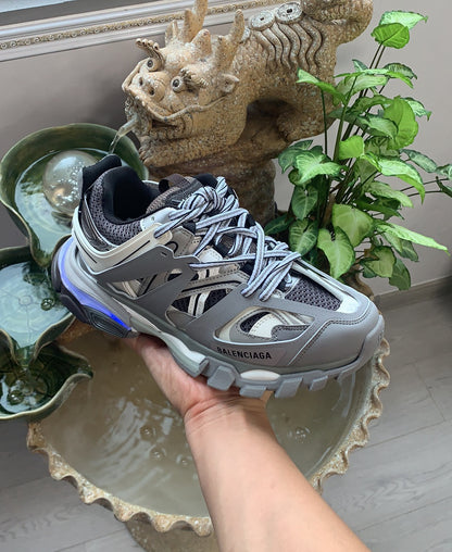 Balenciaga Track (Led)