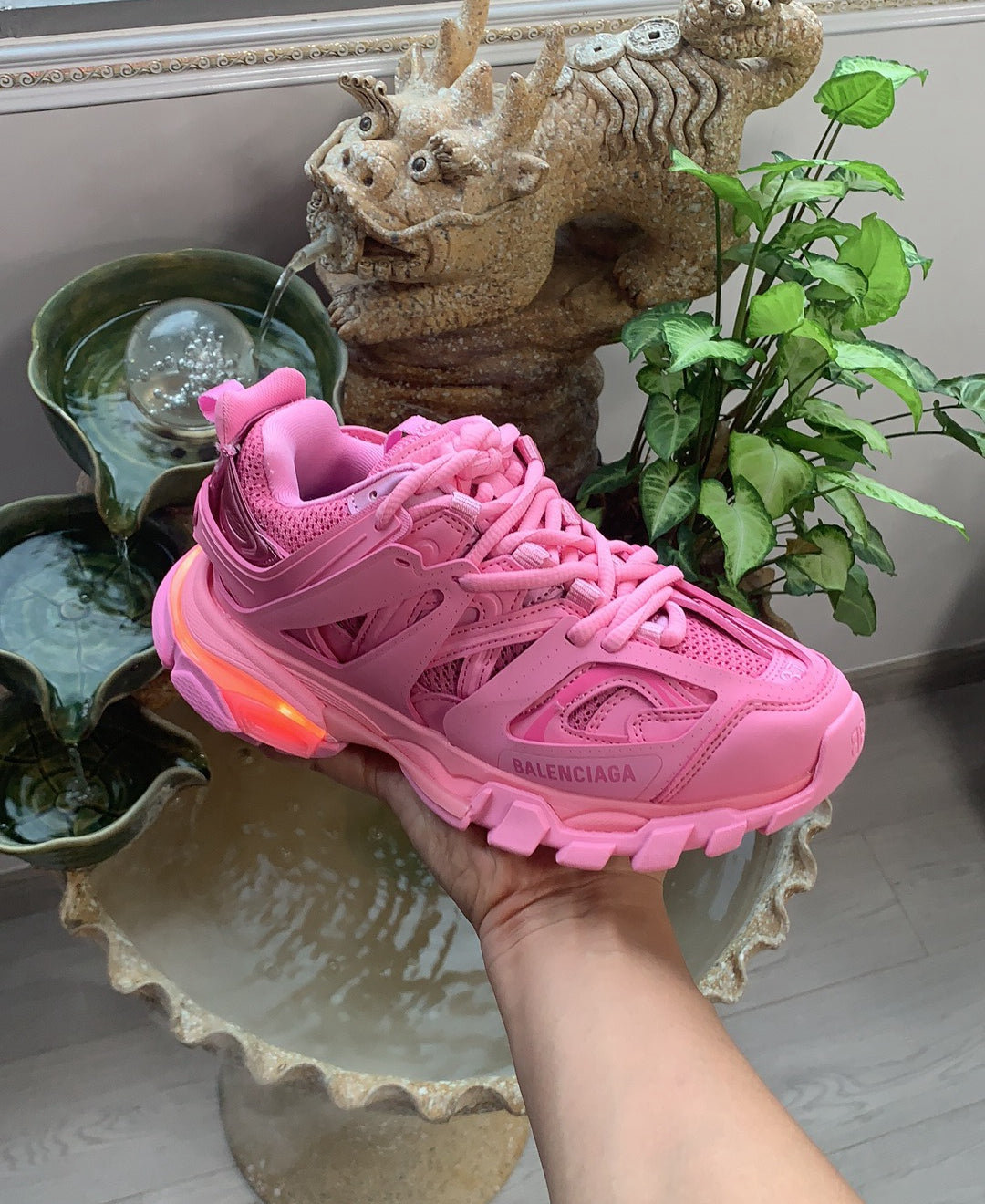 Balenciaga Track (Led)