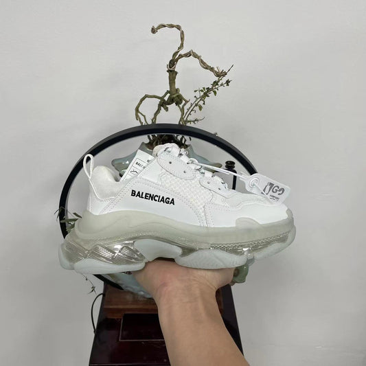 Balenciaga Triple s