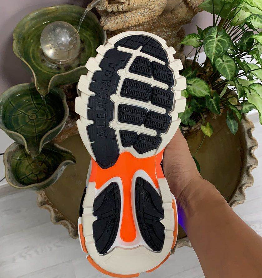 Balenciaga Track (Led)