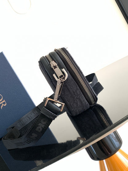 Christian Dior Side bag