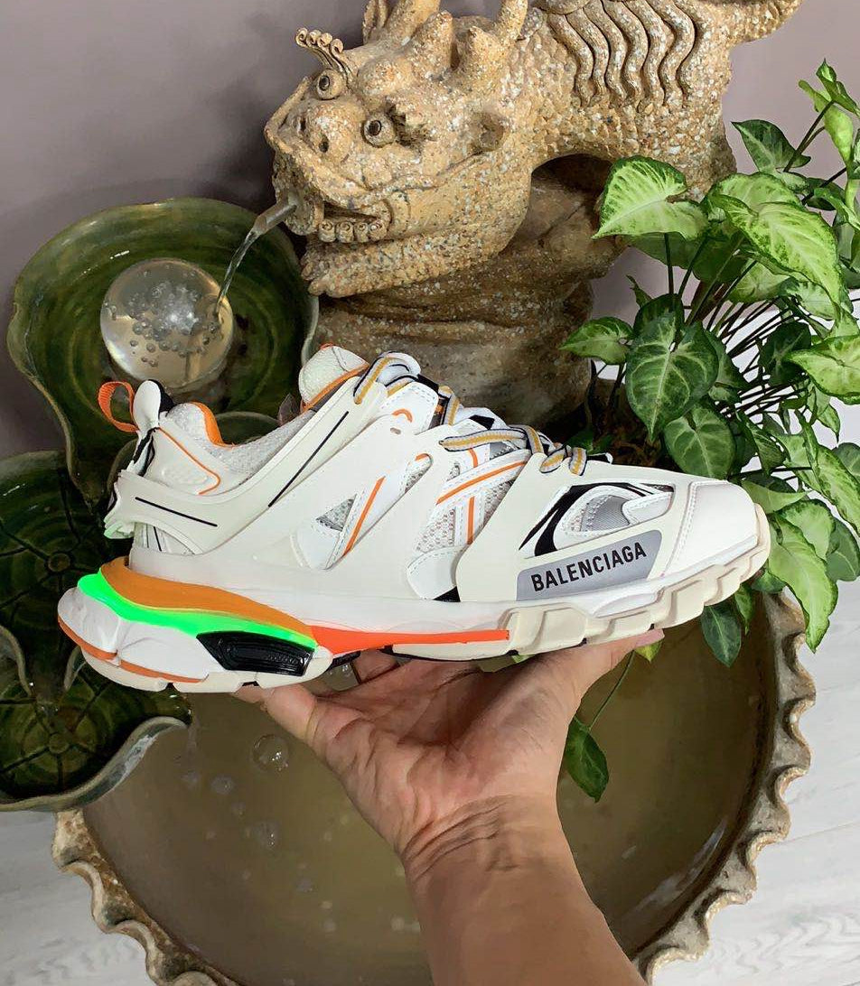 Balenciaga Track (Led)