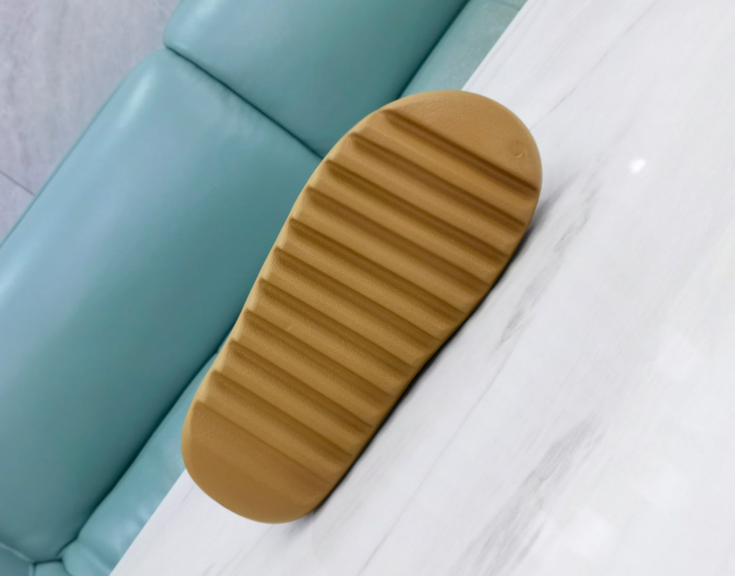 Yezzy Slides