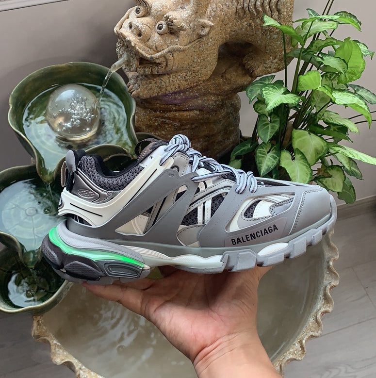 Balenciaga Track (Led)