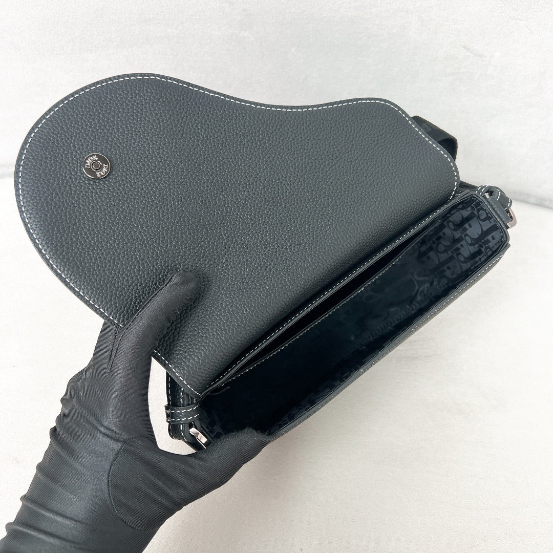 Christian Dior Side bag
