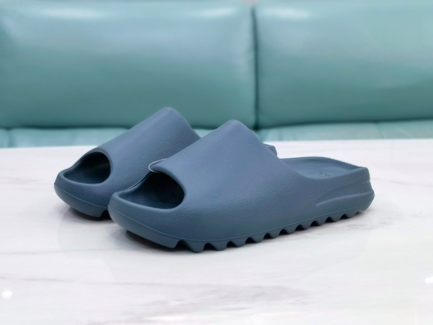 Yezzy Slides