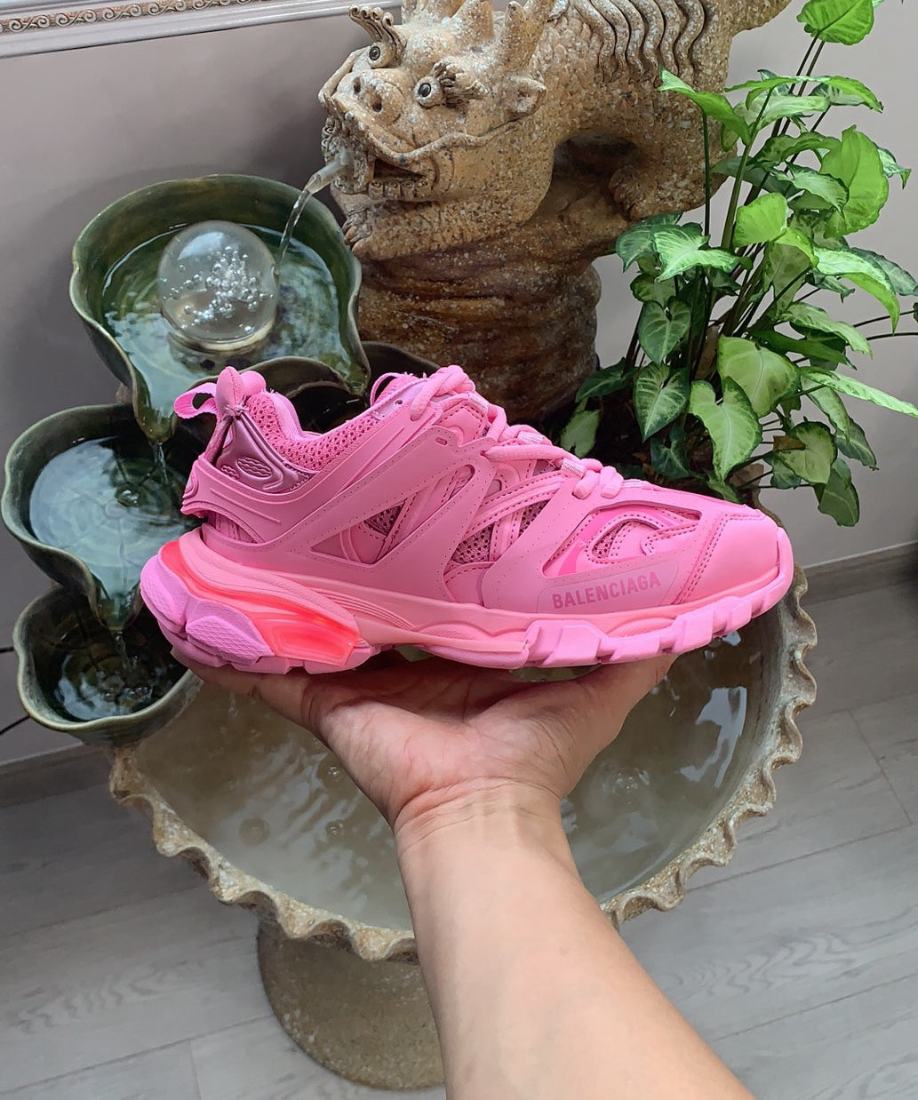 Balenciaga Track (Led)