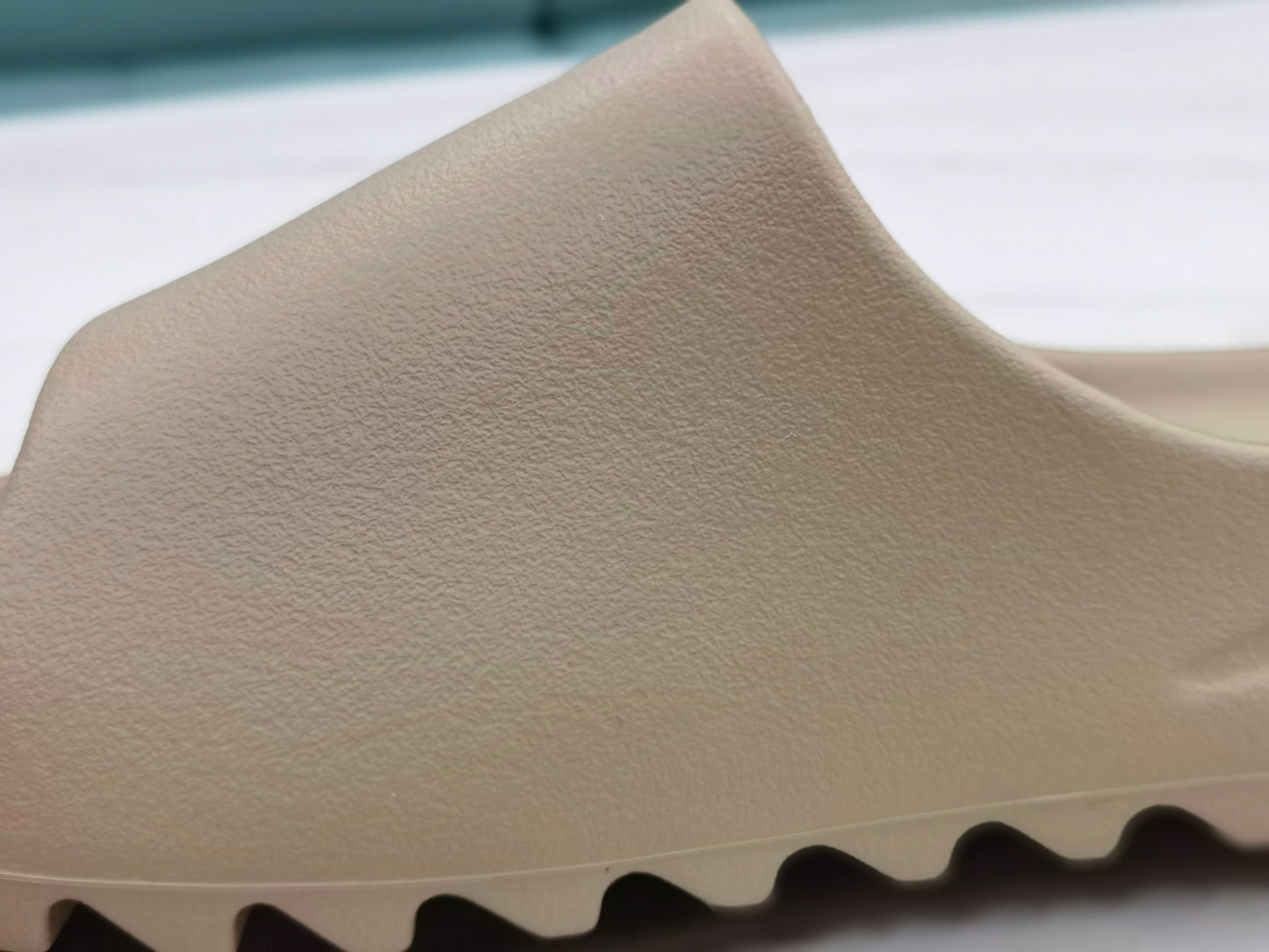 Yezzy Slides
