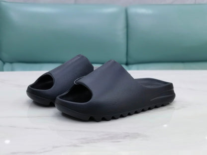 Yezzy Slides
