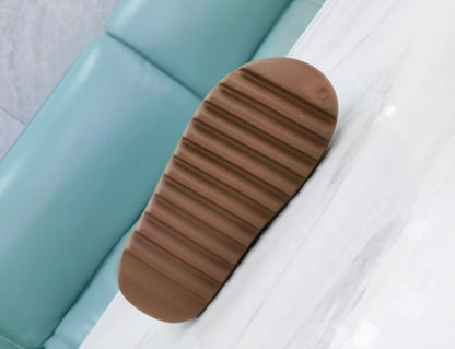 Yezzy Slides
