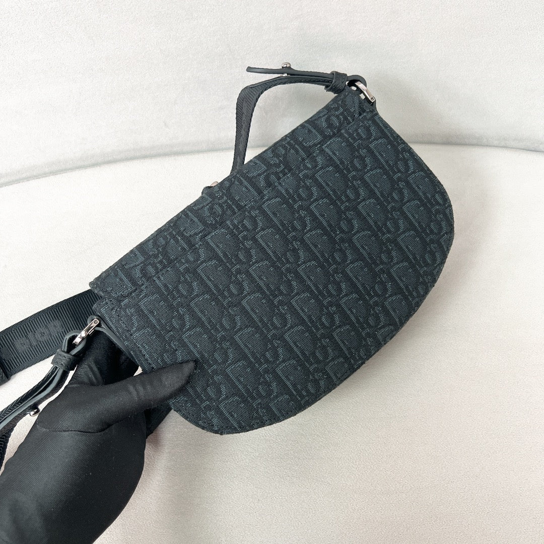 Christian Dior Side bag