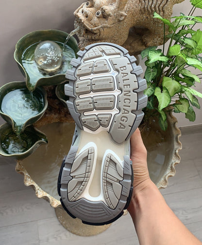 Balenciaga Track (Led)