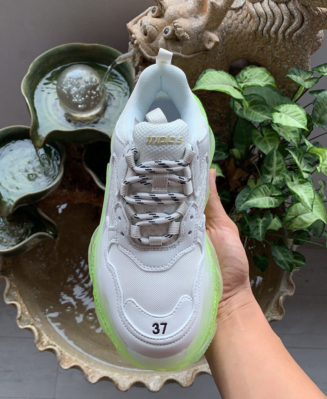 Balenciaga Triple s