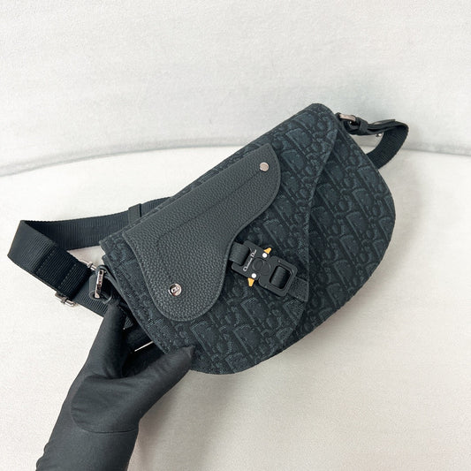 Christian Dior Side bag