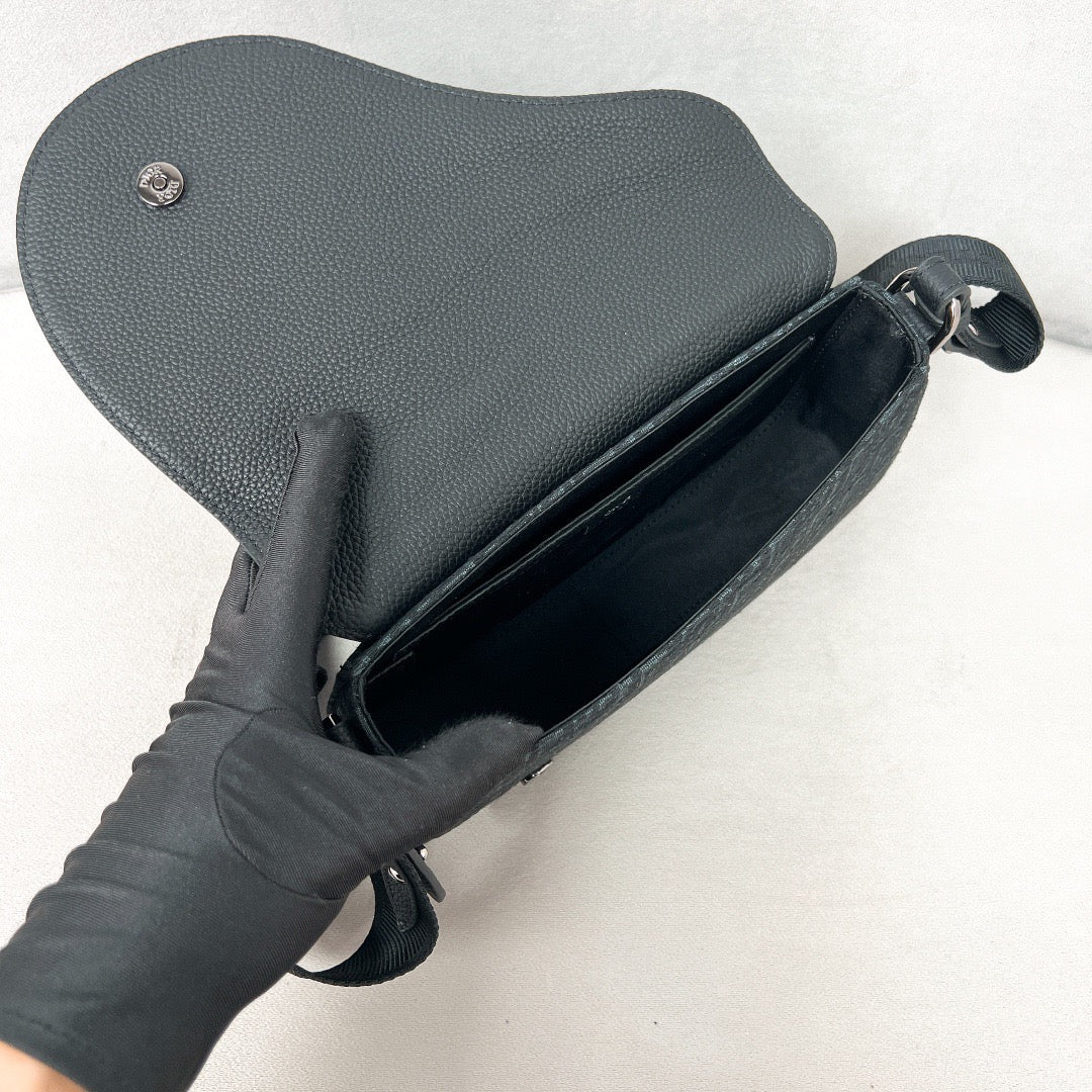 Christian Dior Side bag