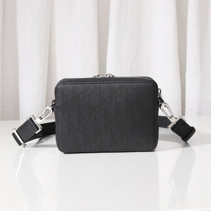 Christian Dior Side bag