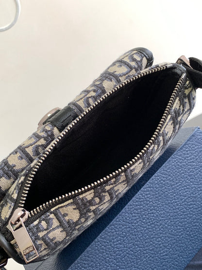 Christian Dior Side bag