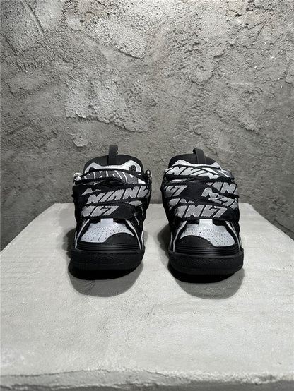Lanvin Curb
