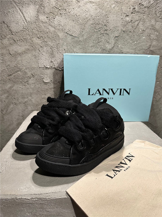Lanvin Curb