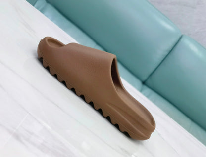 Yezzy Slides