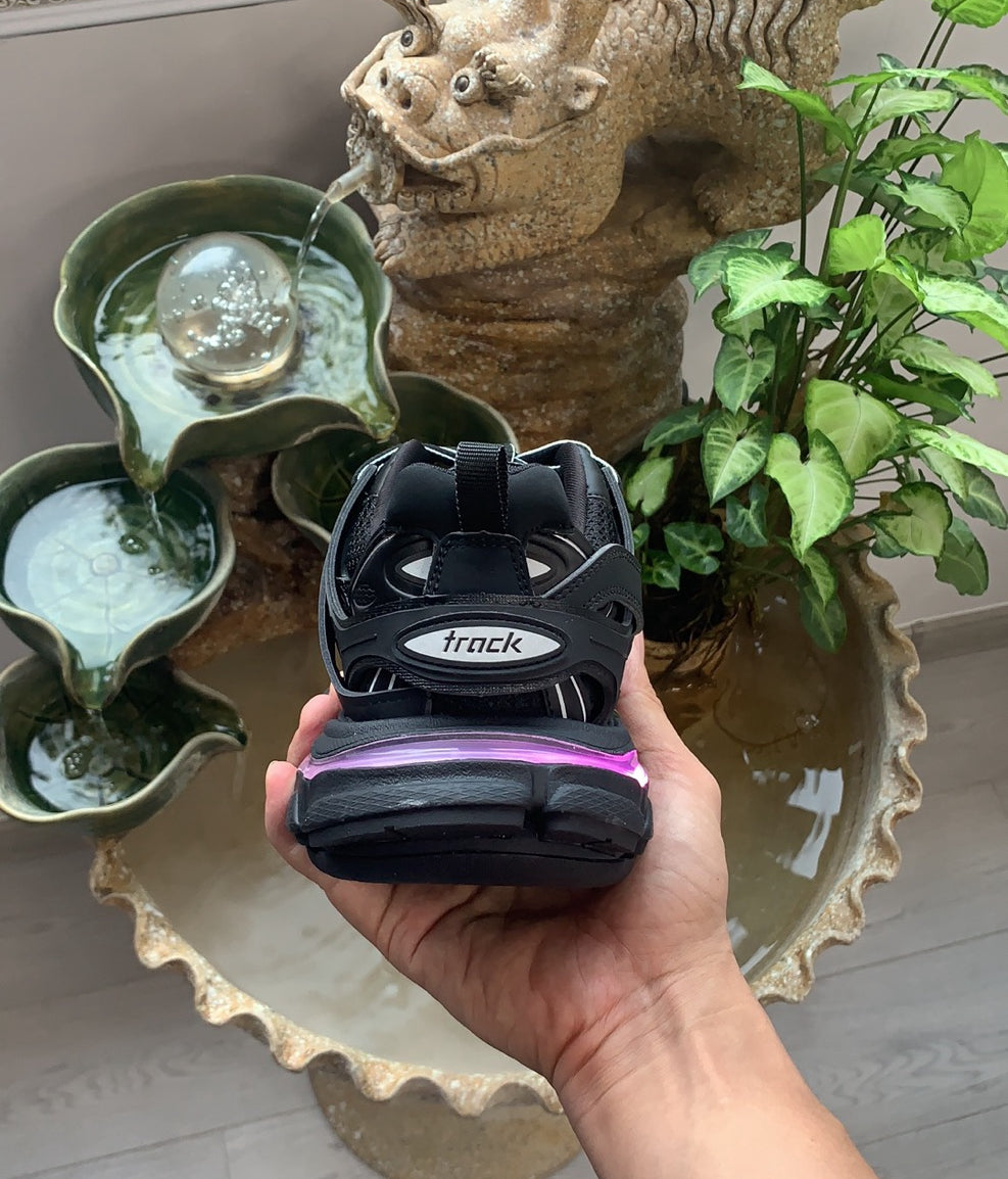 Balenciaga Track (Led)