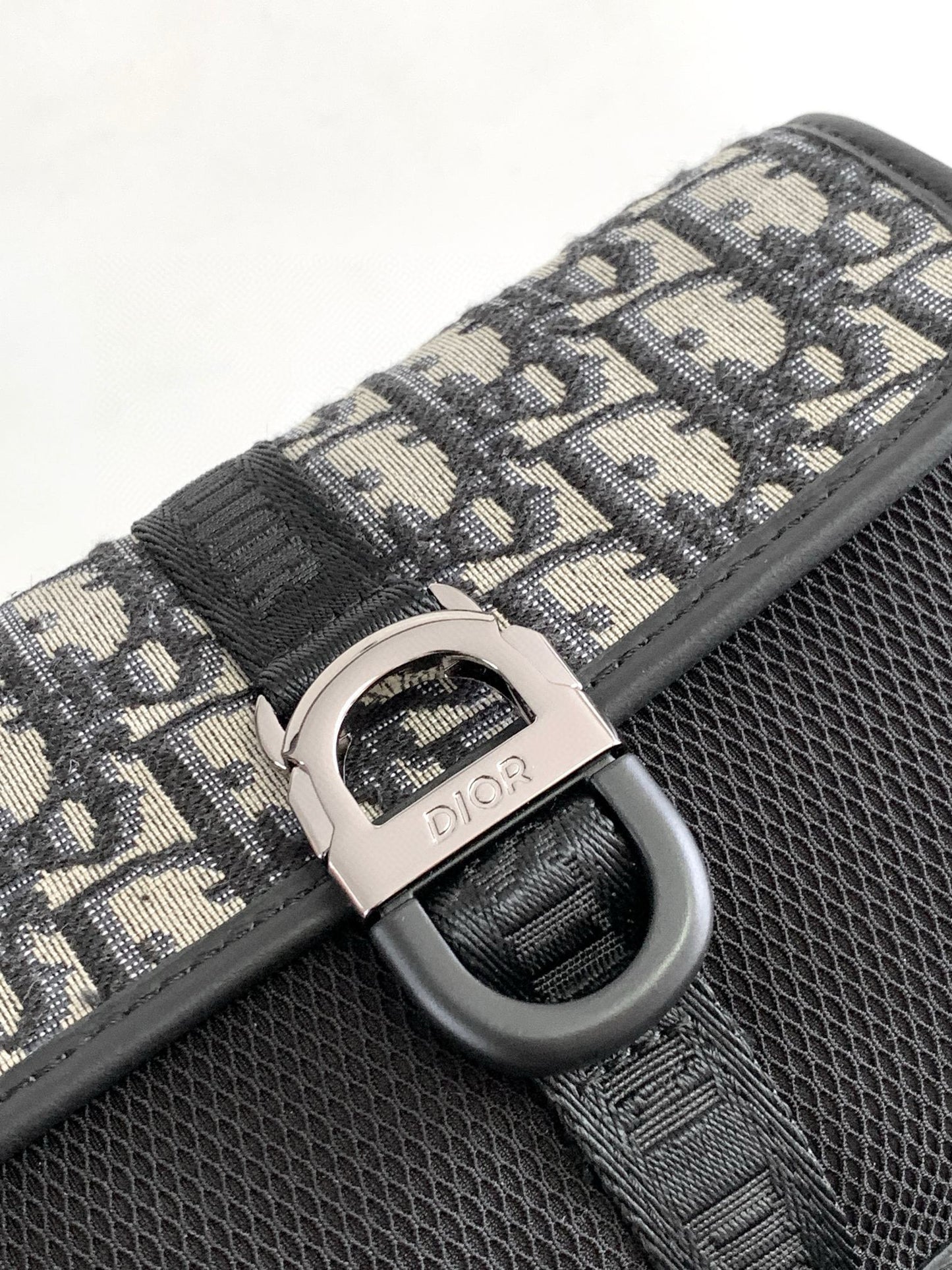 Christian Dior Side bag