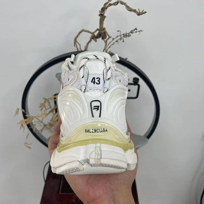 Balenciaga Runners